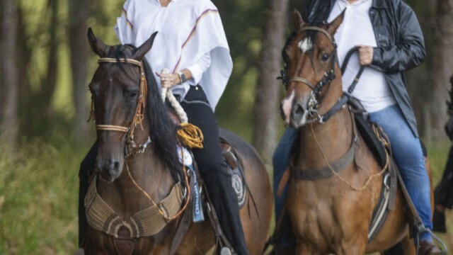 Sandra Viviana Correa, john Zafra Gerena Recorrido a Caballo Casa de Campo