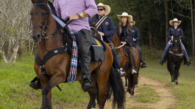 Reynaldo Mateus Recorrido a Caballo Casa de Campo